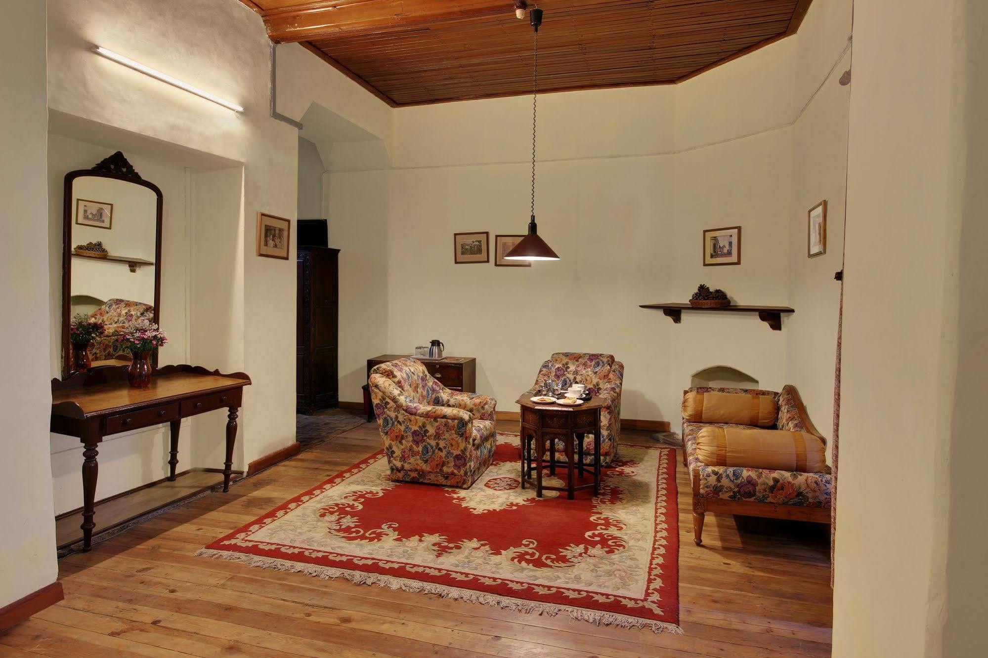Hotel Chevron Fairhavens, Nainital Esterno foto