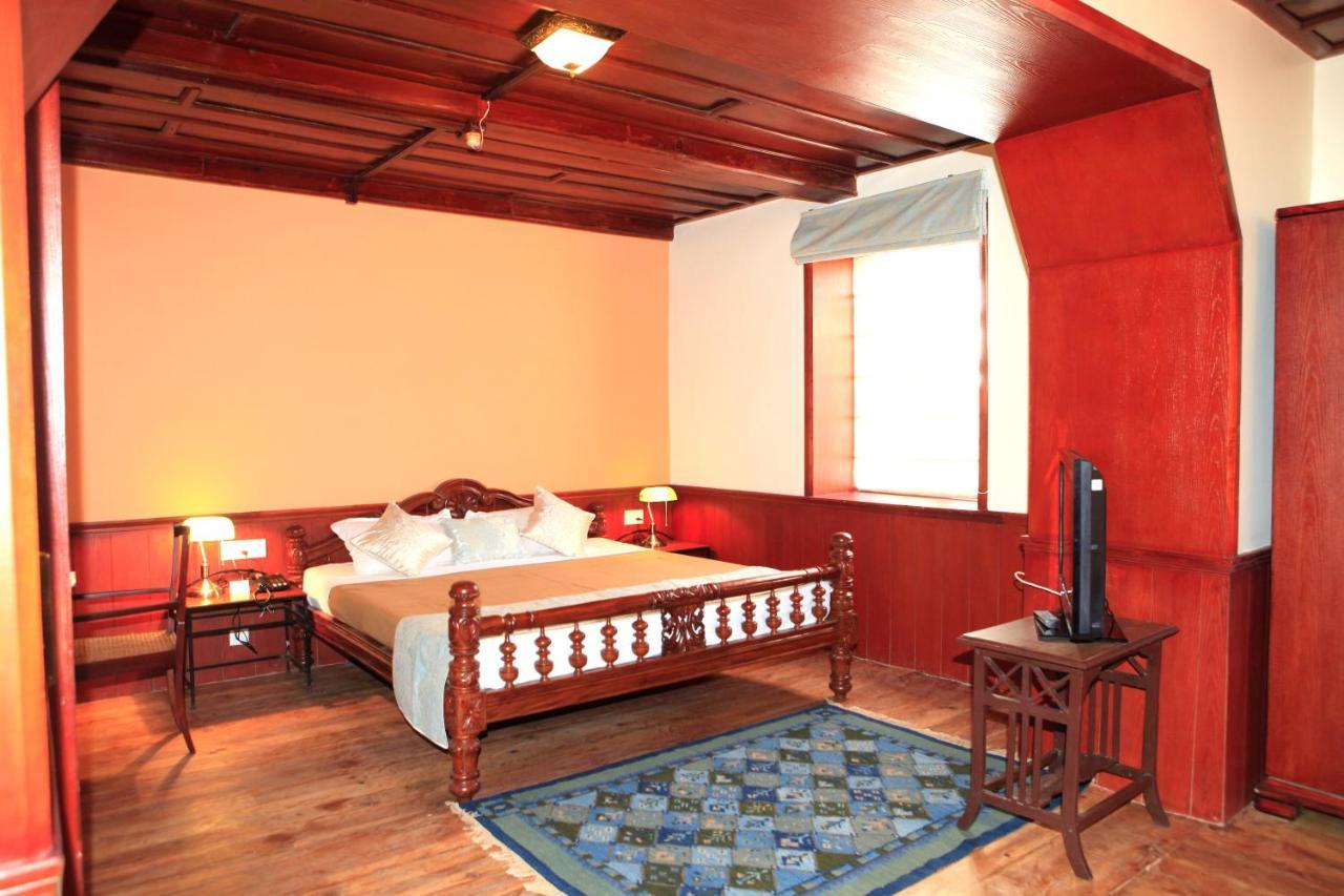 Hotel Chevron Fairhavens, Nainital Esterno foto